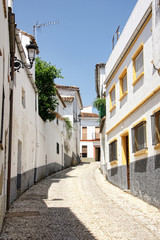 Calles del municipio de Almonaster la Real en la serrania de Huelva