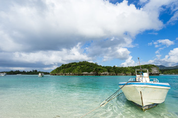 Kabira Bay in Ishigaki Island (石垣島 川平湾), Okinawa Japan 