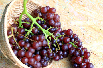 fruit fresh grapes