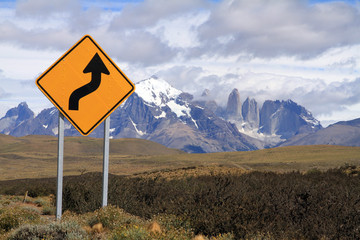 Verkehrsschild im Nationalpark Torres del Paine (Chile)