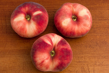 Flat peaches, donut peaches, saturn peaches