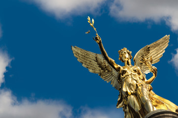 Obraz premium Friedensengel München Meditation 