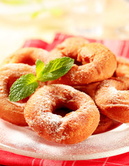 Ring-shaped donuts