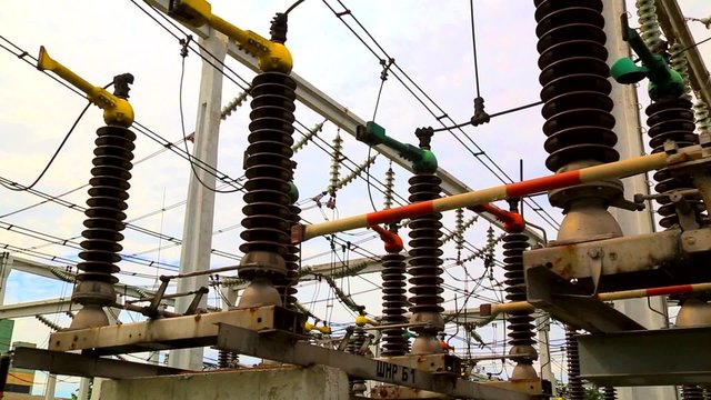 High voltage disconnector in modern electrical switchgear