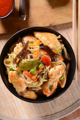 Chicken with Rice Noodles and Vegetables