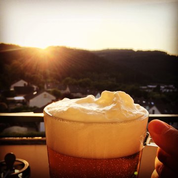 abendsonne mit bierchen