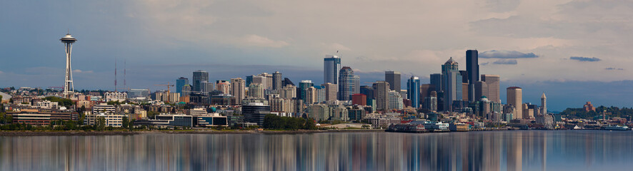 Fototapeta na wymiar Sunset view of Seattle skyline, WA, USA