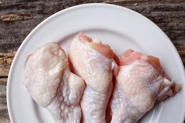 Raw chicken wings