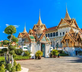 Papier Peint photo Temple Royal Grand Palace near Wat Phra Kaew in Bangkok, Thailand