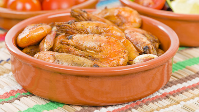 Gambas Pil Pil (Sizzling prawns). Traditional Spanish tapas dish.