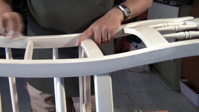 levigrae una sedia