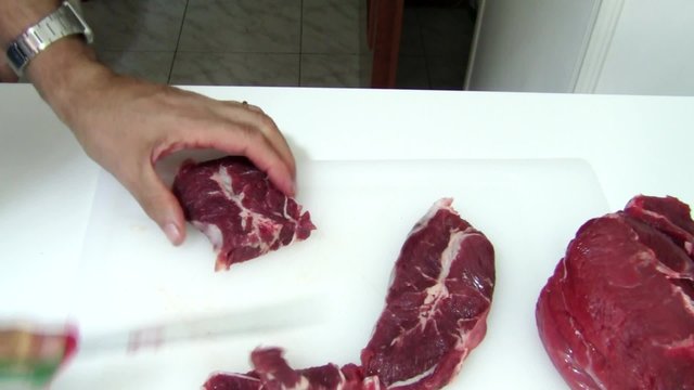 prepare meat in a stew