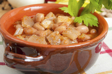 Beans with pigskin