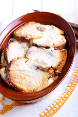 Rich bread and butter pudding