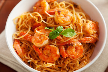 Thai rice noodles with shrimps