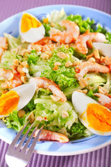 Mediterranean salad with shrimps and eggs