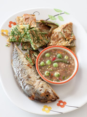 Fried fish with chili paste