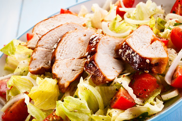 Roast chicken fillet and vegetables 