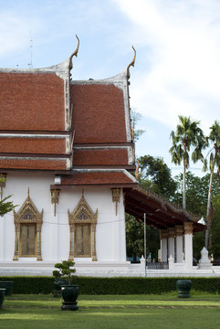 Wat Ampawa, Thai Temple