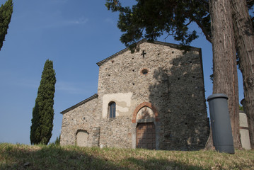 Fototapeta na wymiar Cantù - San Vincenzo a Galliano