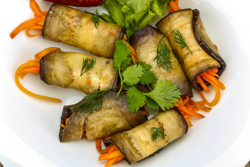 Eggplant rolls with carrot