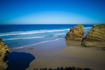 Playa de las Catedrales sombras