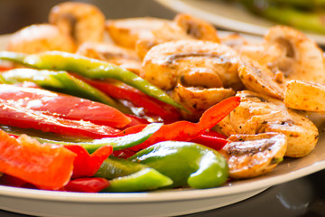 Paprika und Pilze