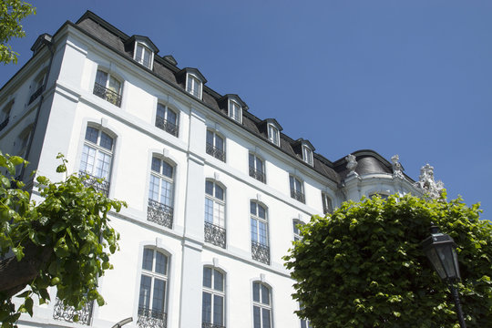 Schloss Engers (Rheinseite) am Rhein, Deutschland