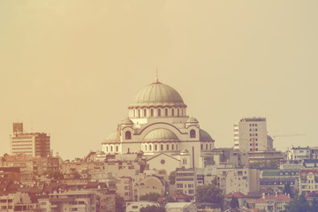 Fototapeta na wymiar View of Belgrade, Serbia symbol. The Church of Saint Sava is one of the largest Orthodox churches in the world.
