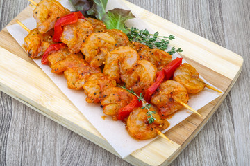 Raw prawn skewer