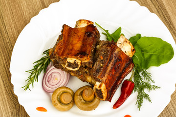 Roasted beef ribs