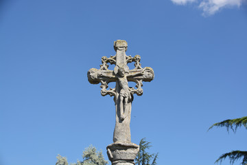 cruz de piedra
