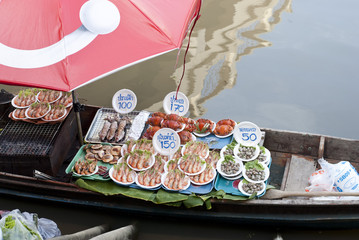 Seafood grill at Ampawa Floating Market, Thailand