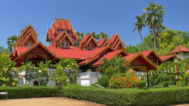 Wat Sri Rong Muang, Burmese Temple, Lampang, Northern Thailand, Thailand, Asia