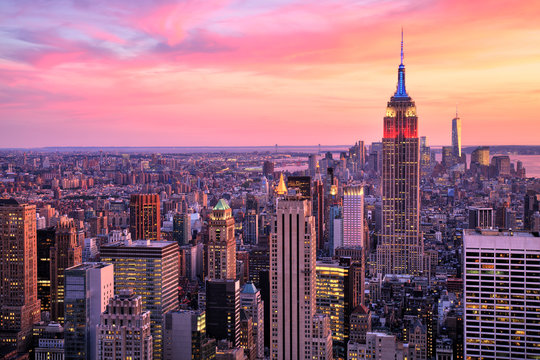 Fototapeta Centrum Nowego Jorku z Empire State Building w Amazing Sunset
