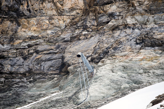 Cannone a gas propano per il distacco valanghe
