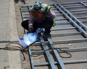 Welding work for steel near footpath area