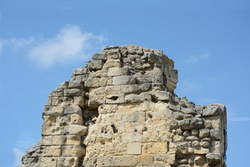 Reste einer Burgmauer