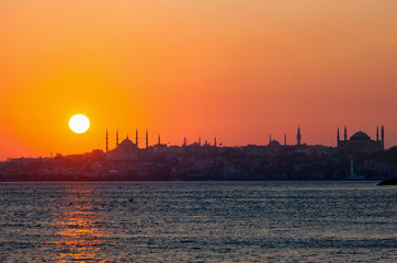 Fototapeta na wymiar Istanbul Silhouette