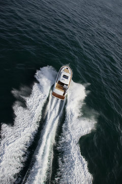 Yacht driving fast in the ocean