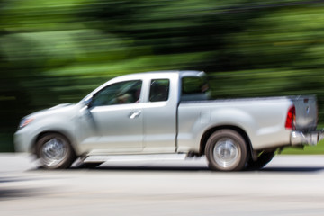 Fototapeta premium pick-up Speeding in road