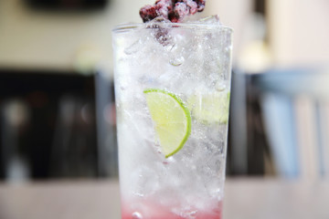 Berry cocktail