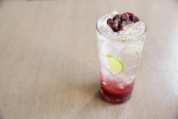 Berry cocktail