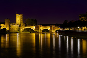 Fototapeta na wymiar bridge of castelvecchio Verona Italy