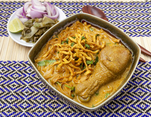 Thai style Chicken curry with egg noodle