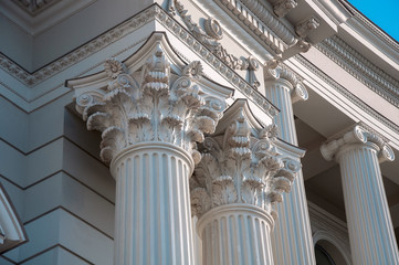 Columns Baroque