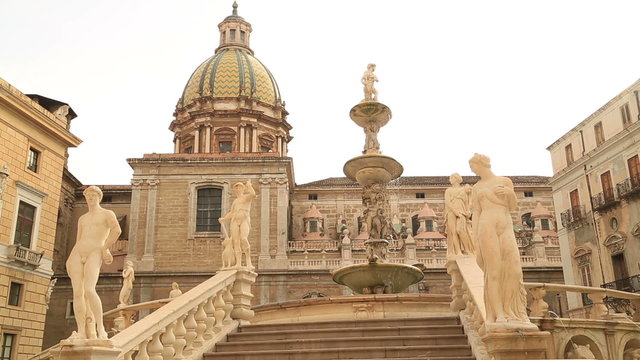 Piazza Pretoria or Piazza della Vergogna