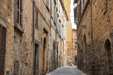 Fototapeta premium Orvieto still keeps a medieval town's atmosphere 中世の雰囲気を残すオルヴィエート