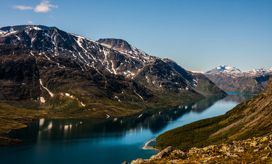 Obraz na płótnie Canvas jezioro górskie Gjende, Jotunheimen, Norwegia