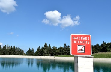Baignade interdite
